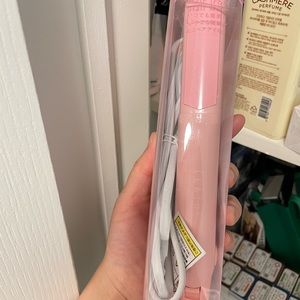 Clayge mini travel size hair iron